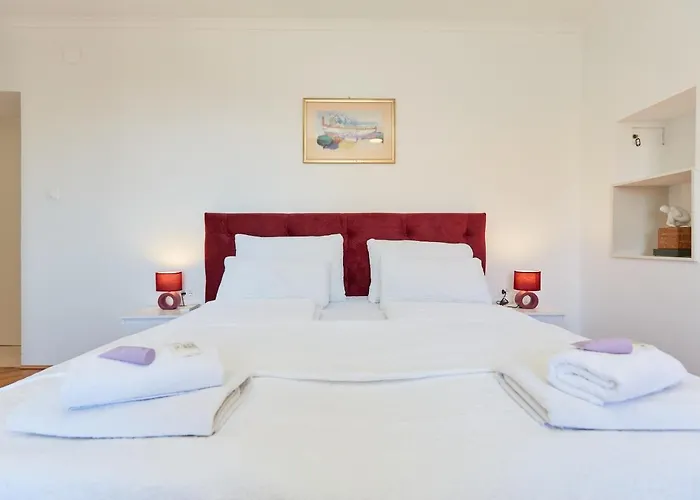 Festina Lente Hébergement de vacances