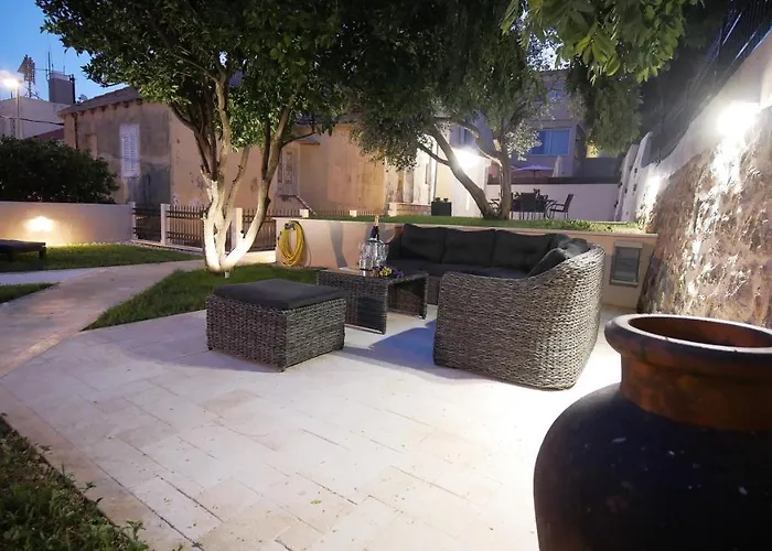 Festina Lente Σπίτι διακοπών